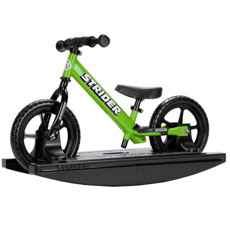 Bicicleta Balance Strider Sport 12 Promo Pack + Rockin Base Verde